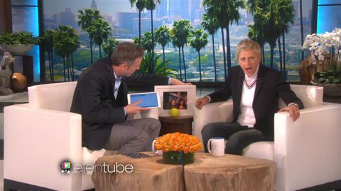 Simon Pierro, il mago di iPad si esibisce durante l'Ellen DeGeneres Show
