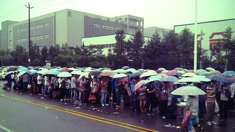 iPhone 5 e iPad Mini, tutti in fila a Foxconn