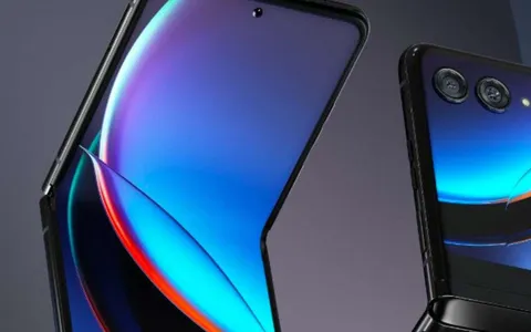 Motorola Razr 50s è (quasi) ufficiale: ecco le sue caratteristiche complete
