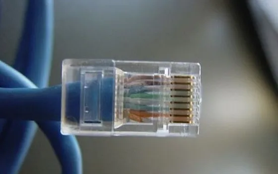 Apple citata per violazione di brevetto sulla tecnologia Ethernet