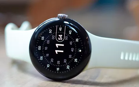 Guardate com'è bello il nuovo Google Pixel Watch: corri a prenderlo su Amazon