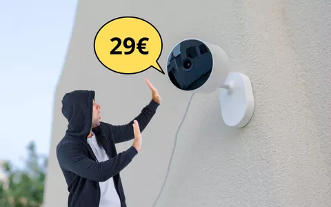 Metti casa in sicurezza con soli 29 euro: la telecamera Xiaomi offre visione notturna, audio bidirezionale e impermeabilità