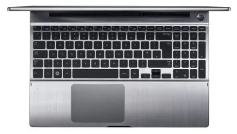 Samsung Serie 7 Chronos: eleganza e potenza