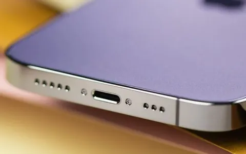 La USB-C su iPhone 15 CAMBIA TUTTO: ecco perché