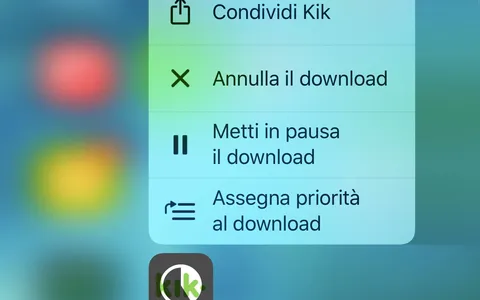 Mettere in pausa il download delle app su iPhone