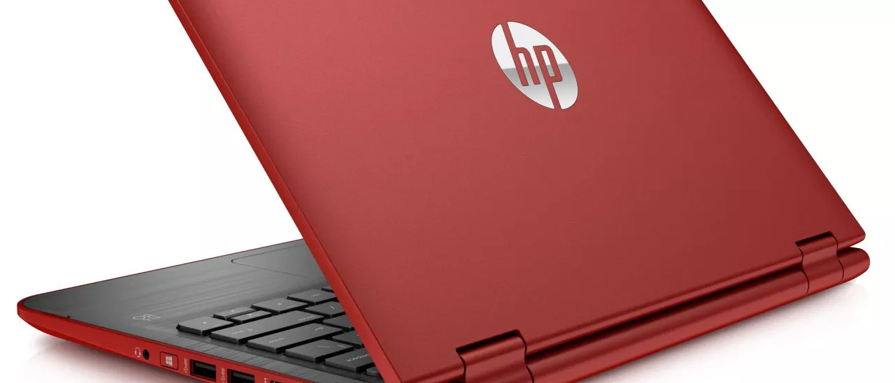 HP Pavilion x360 diventa rosso per San Valentino