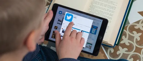Twitter testa un servizio di Breaking News