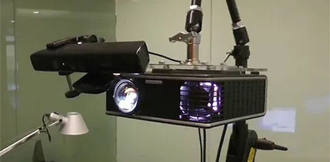 Microsoft IllumiRoom per giocare... sulle pareti