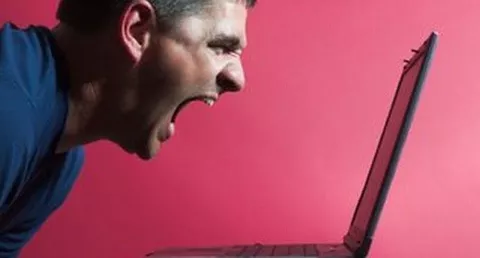 Il 40% degli utenti urla contro il proprio PC