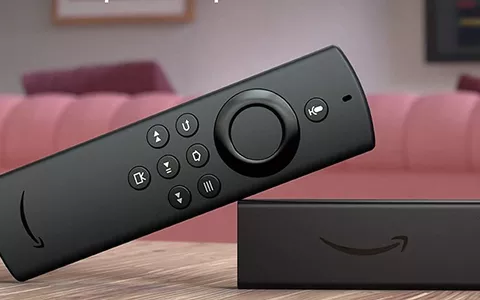Streaming dove vuoi quando vuoi col Fire TV Stick con telecomando vocale Alexa (24€)
