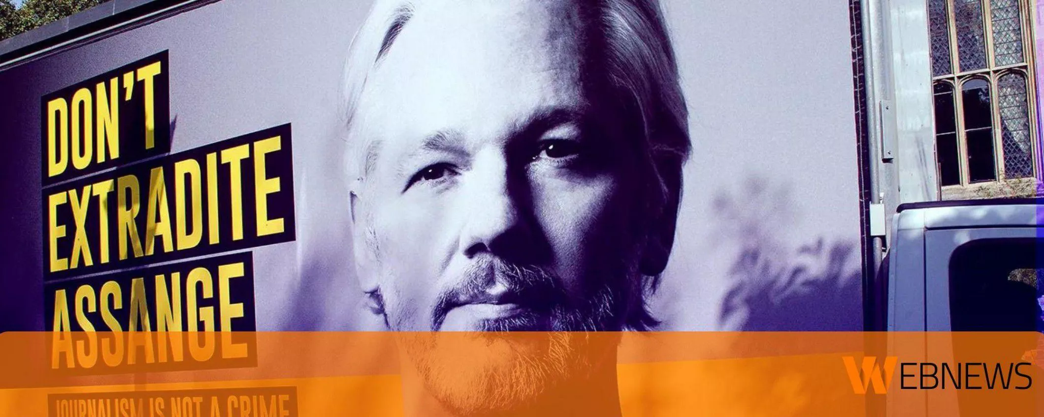 Un trader anonimo ha donato 500.000 dollari in Bitcoin per pagare l'aereo di Julian Assange