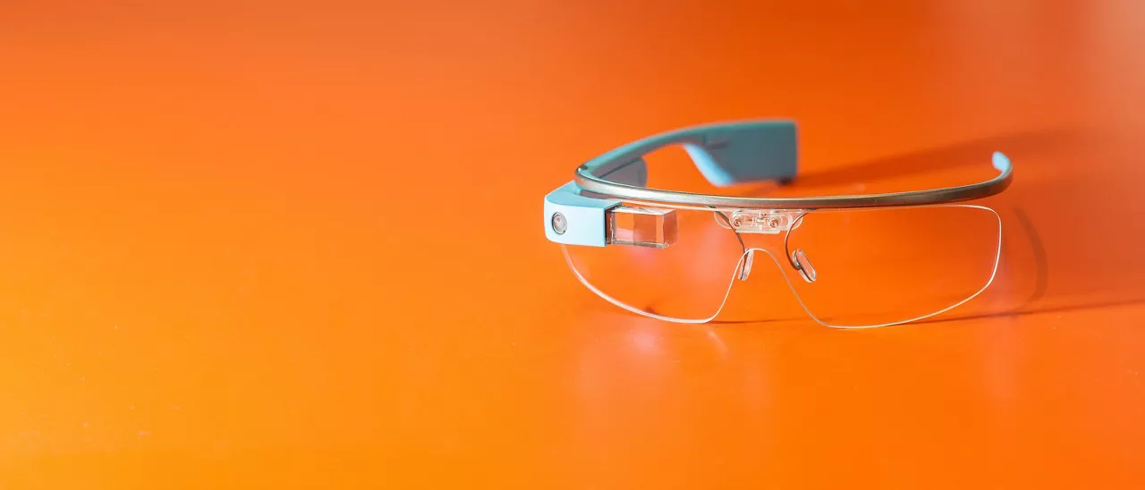 Donna aggredita perché indossava i Google Glass