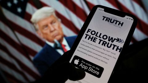 Truth, il social di Trump, è l’app più scaricata sullo Store Apple negli USA