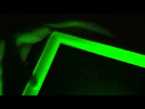 ipad2 white glow #tron