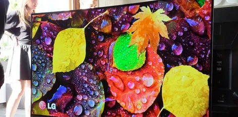 LG lancia in Europa il primo TV OLED