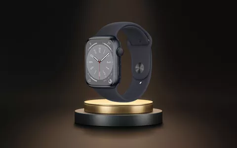 NON E' POSSIBILE: Apple Watch Series 8 il prezzo CROLLA di 100€!