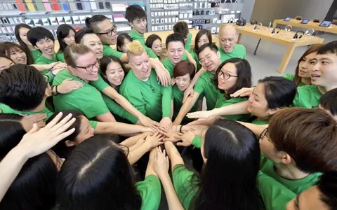 Earth Day, gli store Apple tornano “verdi” per la giornata mondiale della terra