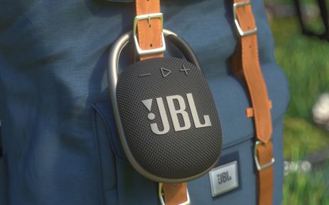 JBL Clip 4, speaker impermeabile con moschettone a -25%