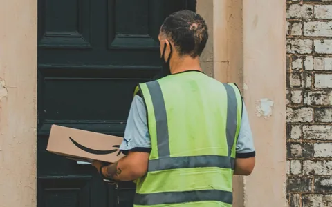 Amazon offre uno sconto per tutti: devi scegliere questa consegna speciale