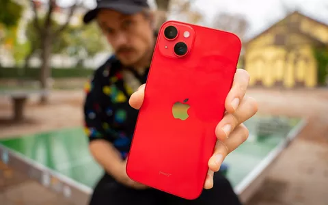 Apple iPhone 14 RED: oggi è tuo a 130 EURO IN MENO, offerta Amazon ESCLUSIVA