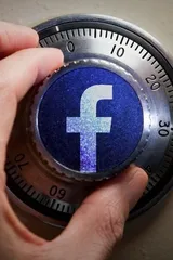 Privacy Facebook: bloccare il tracciamento GPS su iPhone