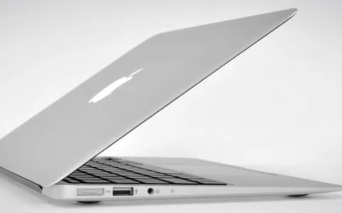 Spedizioni notebook, Apple da record nel Q4 2021