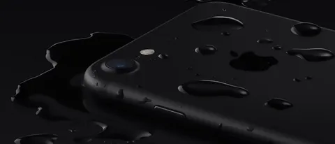 iPhone 7 batte il Galaxy S7 nel test d'immersione