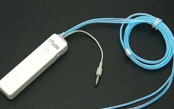 iTude: auricolari al neon per iPod