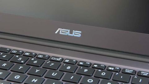 ASUS ZenBook UX305: pura eleganza