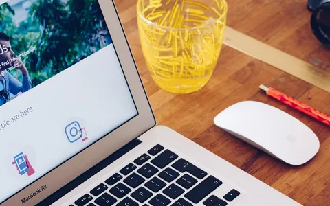 Lasciati introdurre al mondo di Google e Facebook Ads: sconto dell'83%