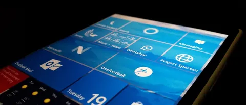 Windows 10 Mobile, build 10586.36 per gli Insider