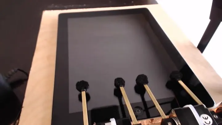 Piano Tiles - Robot su iPad