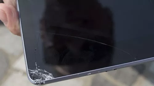 iPad mini vs. Nexus 7, crash test