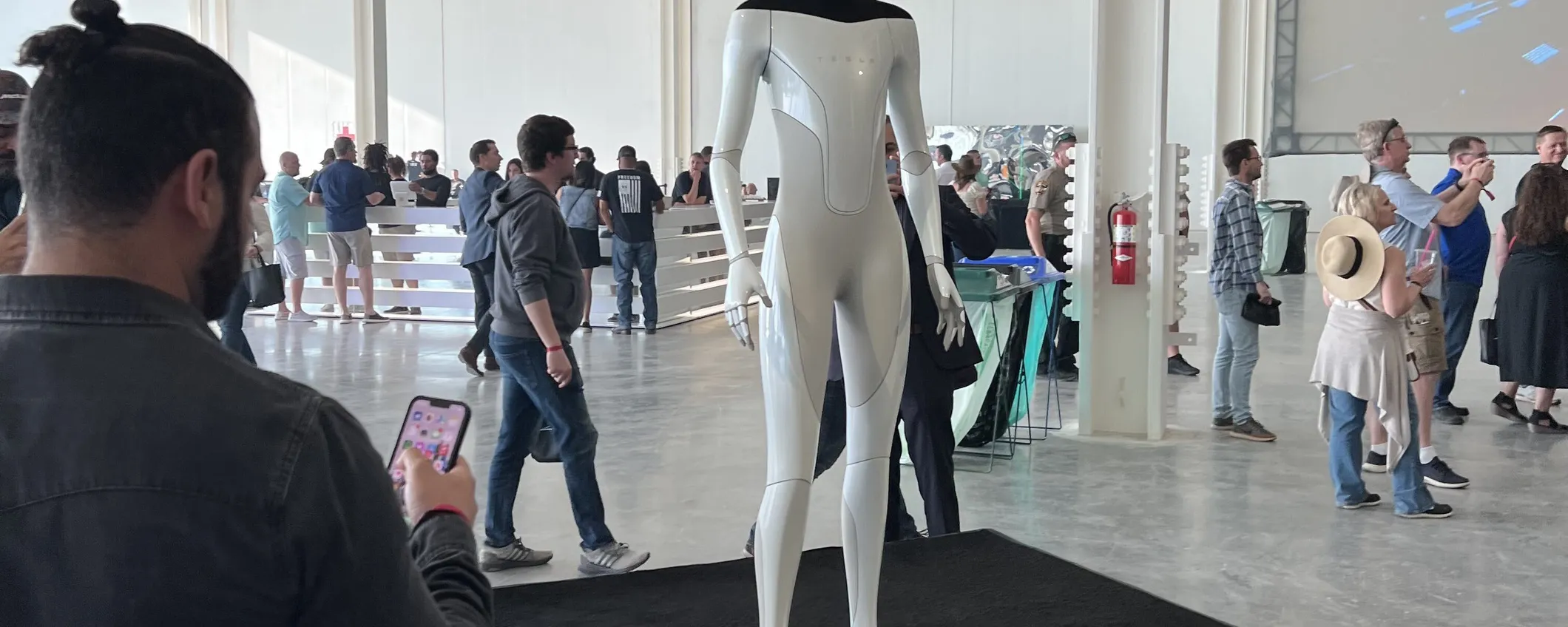 Tesla Bot: produzione a partire dal 2023