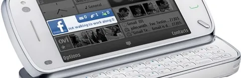 Facebook conquista 150 milioni di dispositivi mobile