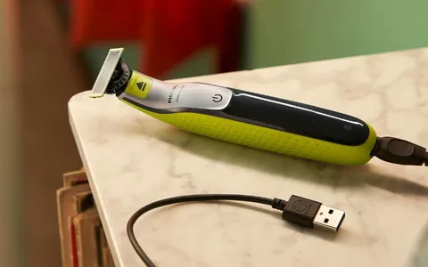 Philips OneBlade 360 in offerta su Amazon: rasatura TOP a prezzo minimo