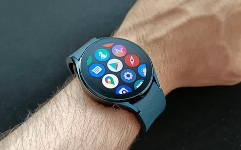 Samsung Galaxy Watch4: il TOP degli orologi smart è tuo a 120 EURO IN MENO