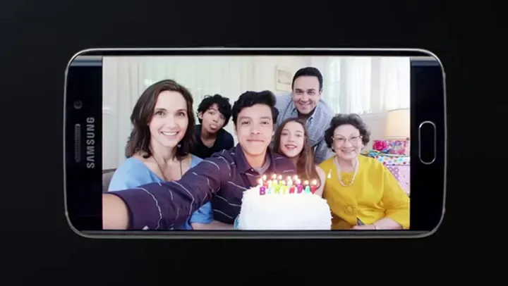Galaxy S6 Edge VS. iPhone 6 - Spot Samsung