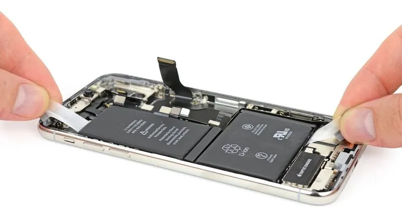 Riparazione iPhone in Apple Store: ora si può anche con batteria non originale