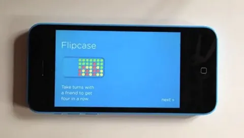 Flipcase, l'app per giocare a Forza 4 con la cover di iPhone 5c