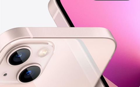 iPhone 13 mini: nell'iconico colore Rosa e con 300€ di sconto è da comprare SUBITO