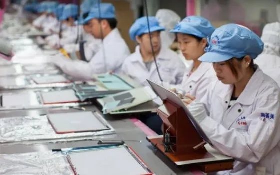 Apple aggiorna i report sulle condizioni lavorative nelle aziende fornitrici