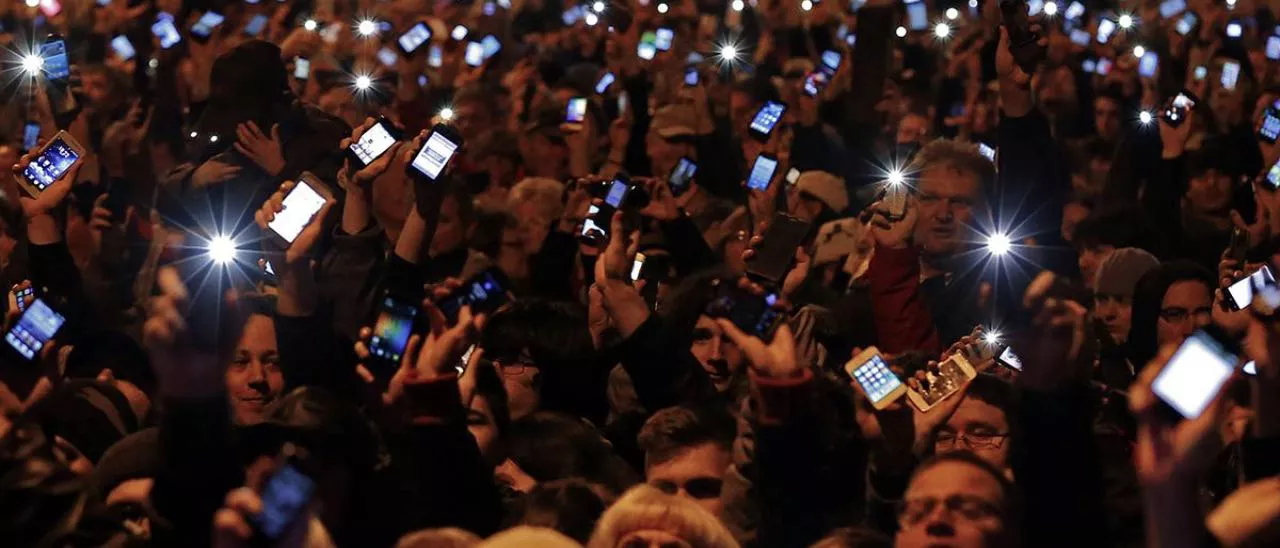 L'Ungheria tassa internet e la piazza si infiamma (Update)