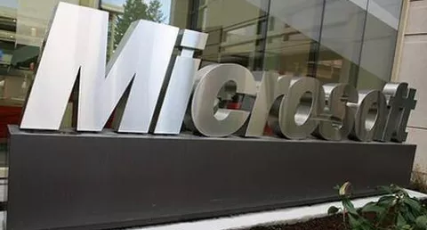 Microsoft sfida SalesForce ed Oracle nella nuvola