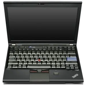 Lenovo ThinkPad X220: ultraportatile con 24 ore di autonomia