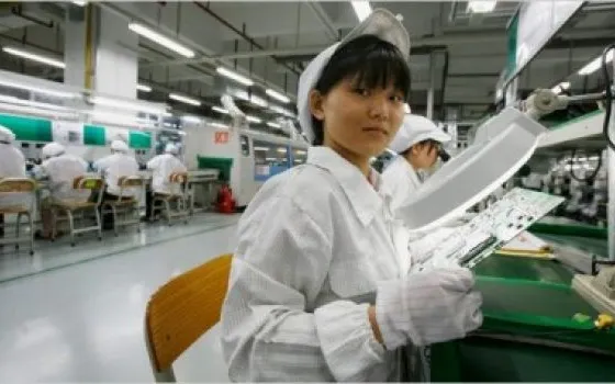 La catena di montaggio aumenta i costi di produzione di iPhone 4 in Cina