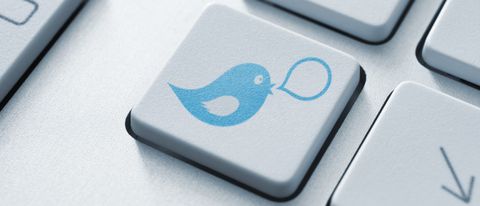 Twitter, bannati 70mila account legati a QAnon