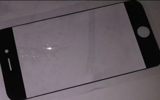 iPhone 5: la foto di un componente conferma lo schermo da 4 pollici?