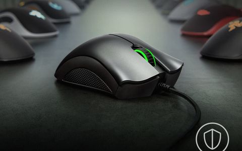 Questo mouse gaming si adatta così bene che diventa tutt'uno con la tua mano
