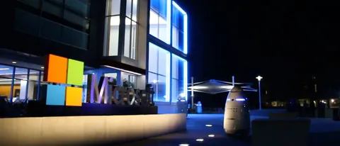 Knightscope K5, Microsoft assume guardie robot